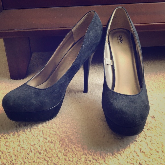 Mossimo Heels - Picture 1 of 4